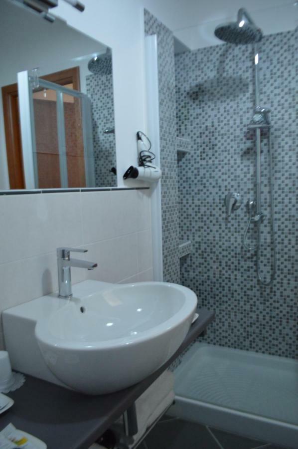 Roma Eur Bed & Breakfast Dış mekan fotoğraf